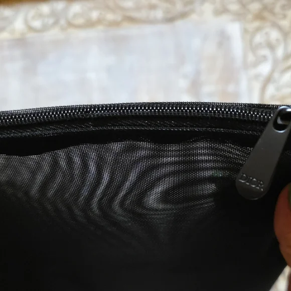 Christian Dior Mesh Zip Pouch – Black (New in Box) - Picture 3 of 5